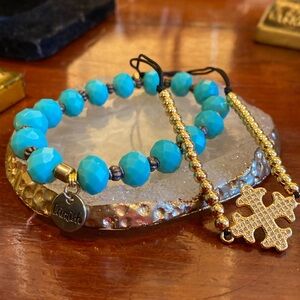 Ermish Turquoise Color Bracelet Stretch. Gold Tone adjustable bracelet also.